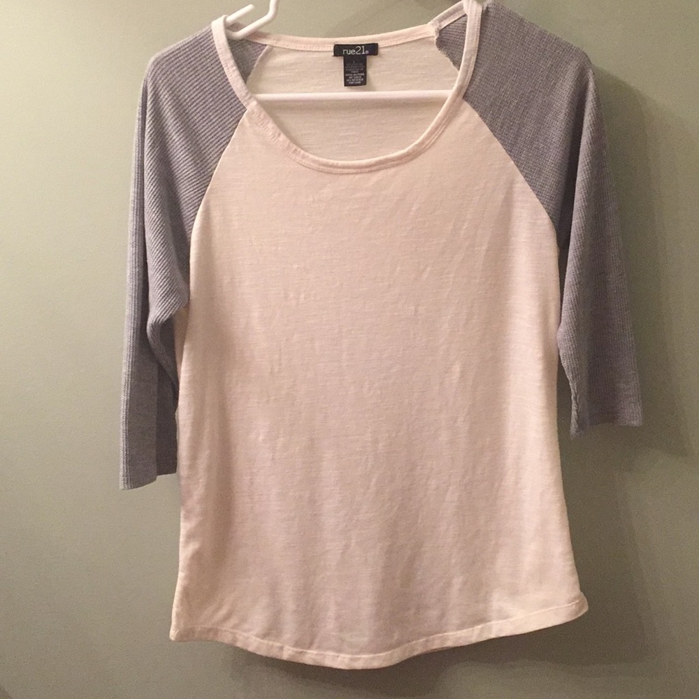 Rue 21 3/4 length shirt